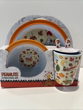 Peanuts 5 Piece Kids Set 100% Dishwasher Safe. Plate, Bowl, Glass, Spoon, Fork.